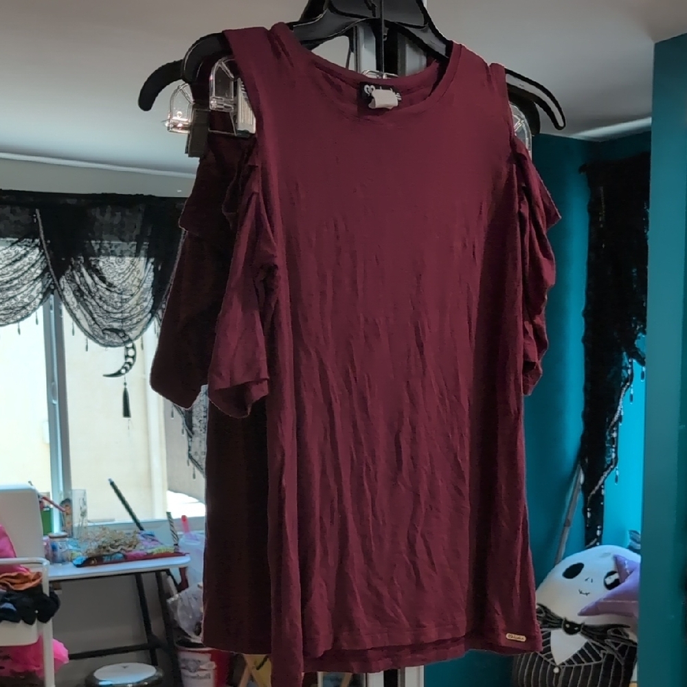 Melodia Designs Rouge Cold Shoulder Top
